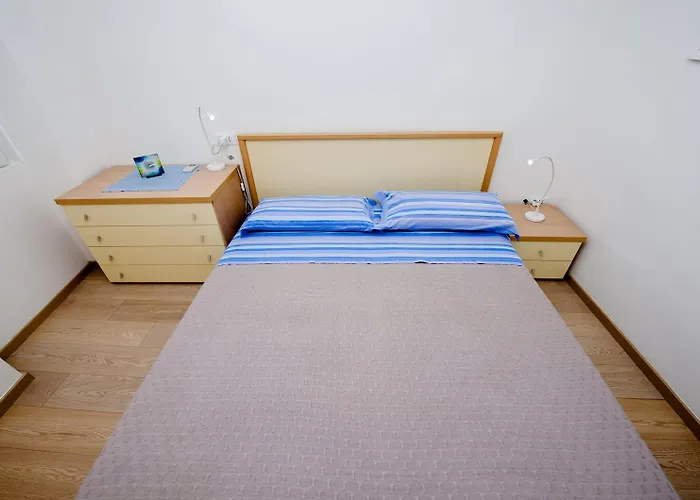 Al Porto Ρόβινι